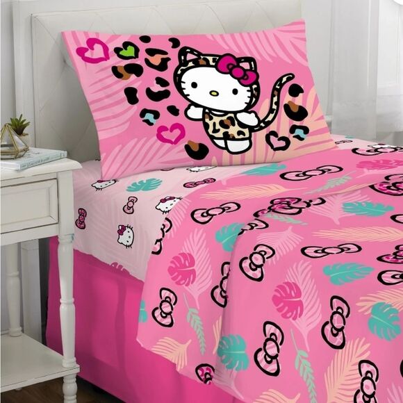 Hello Kitty 3-PC Microfiber Twin Sheet Set - Picture 3 of 13